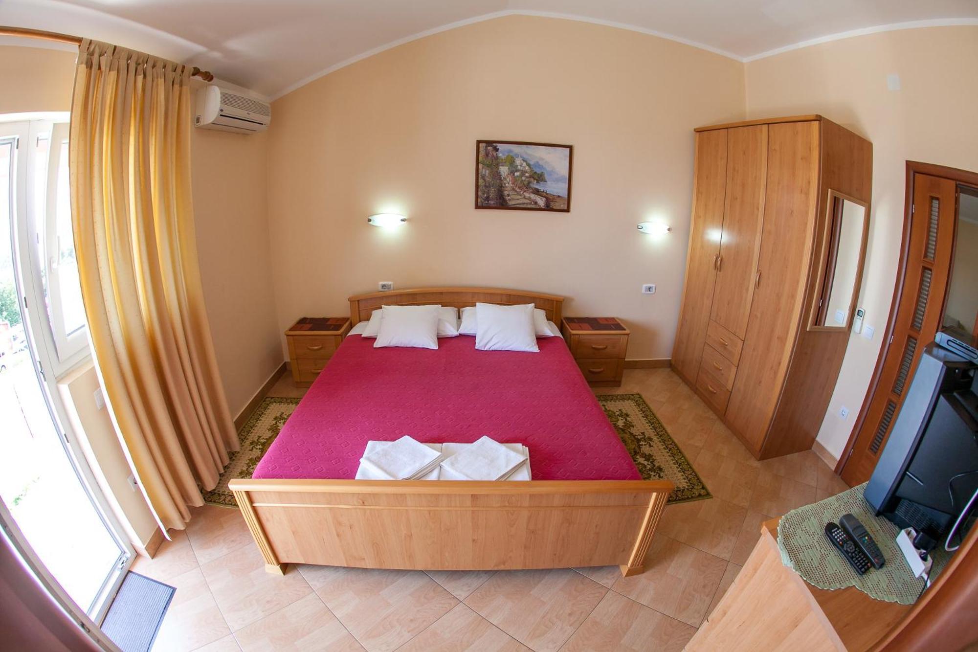 Apartments Stefan Bečići Стая снимка