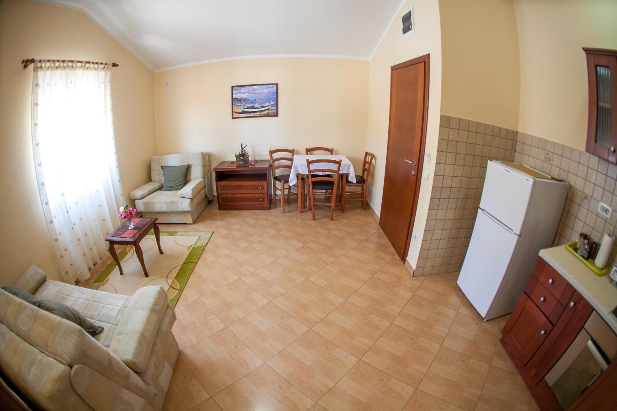 Apartments Stefan Bečići Стая снимка
