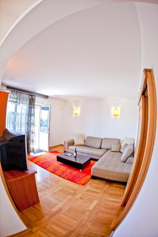 Apartments Stefan Bečići Стая снимка